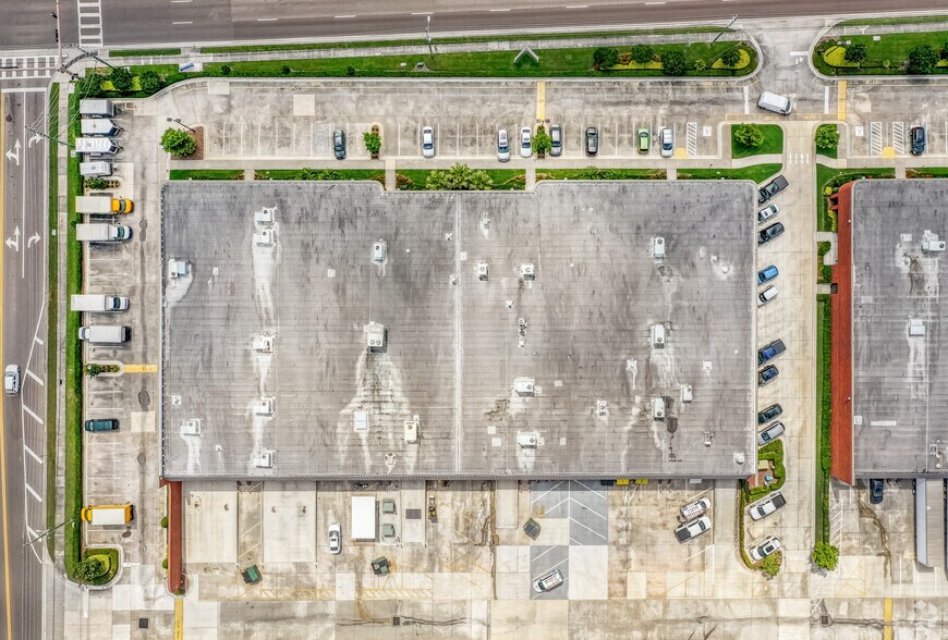 More Photos Of 11401 Belcher Rd, Largo Unknown For Lease