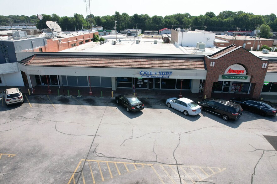 More Photos Of 1800-1950 S Glenstone Ave, Springfield Unknown For Lease