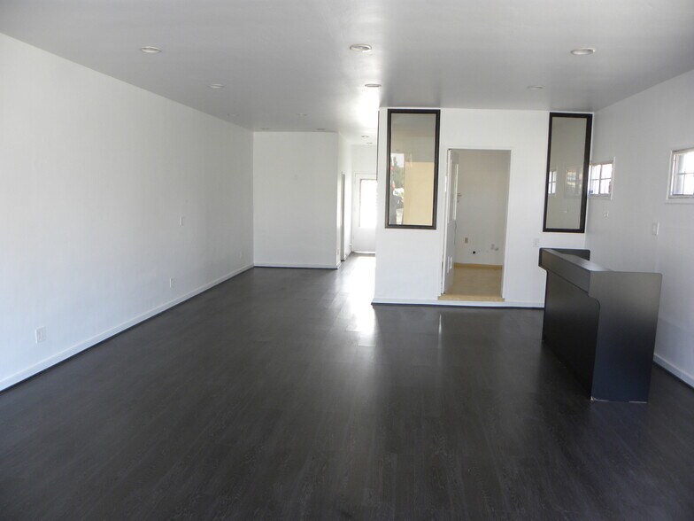 More Photos Of 24401-24409 Hawthorne Blvd, Torrance Freestanding For Lease