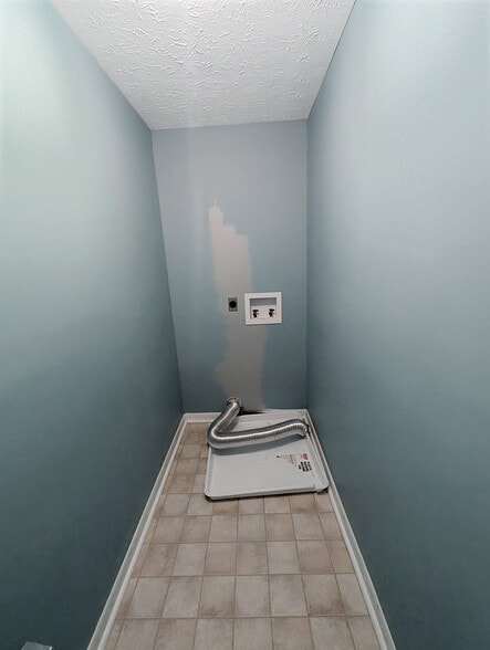 More Photos Of 250 Alhambra Ave, Frankfort Office Residential For Sale