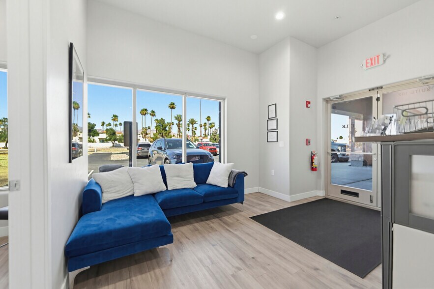 More Photos Of 349 Lake Havasu Ave S, Lake Havasu City Office For Sale