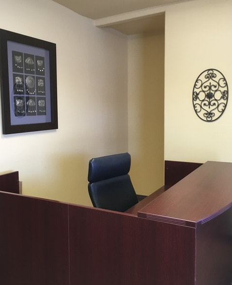 More Photos Of 920 E Main St, Mesa Office For Lease