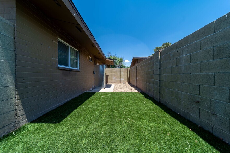 More Photos Of 510 N Horne, Mesa Apartments For Sale