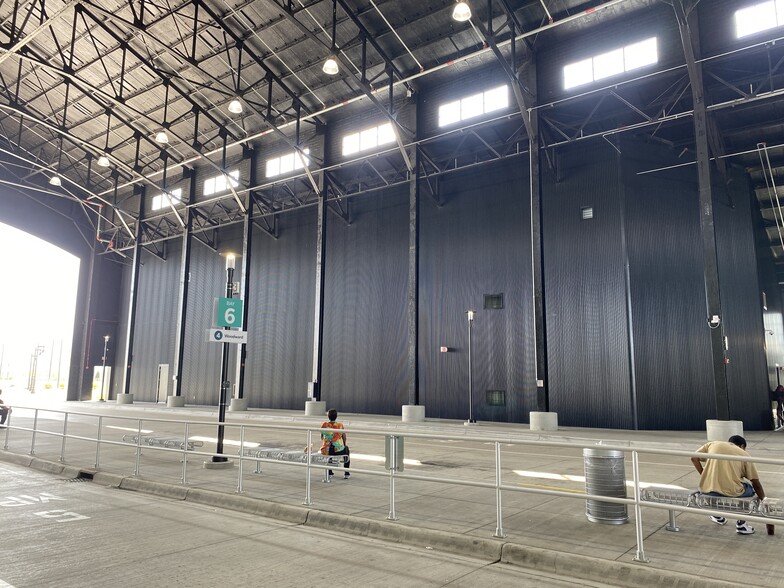 More Photos Of 1121 8 Mile Rd, Detroit Specialty For Lease