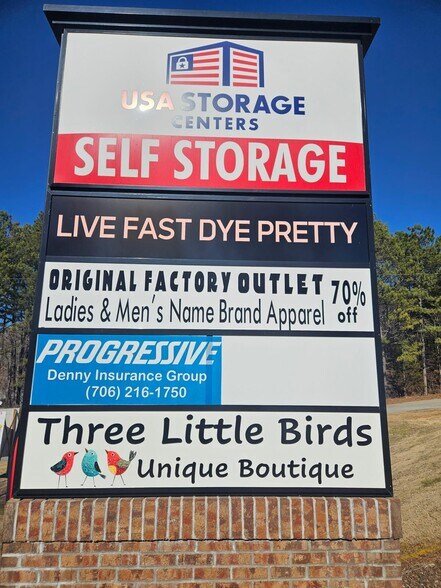 More Photos Of 42 Grant Rd E, Dawsonville General Retail For Sale