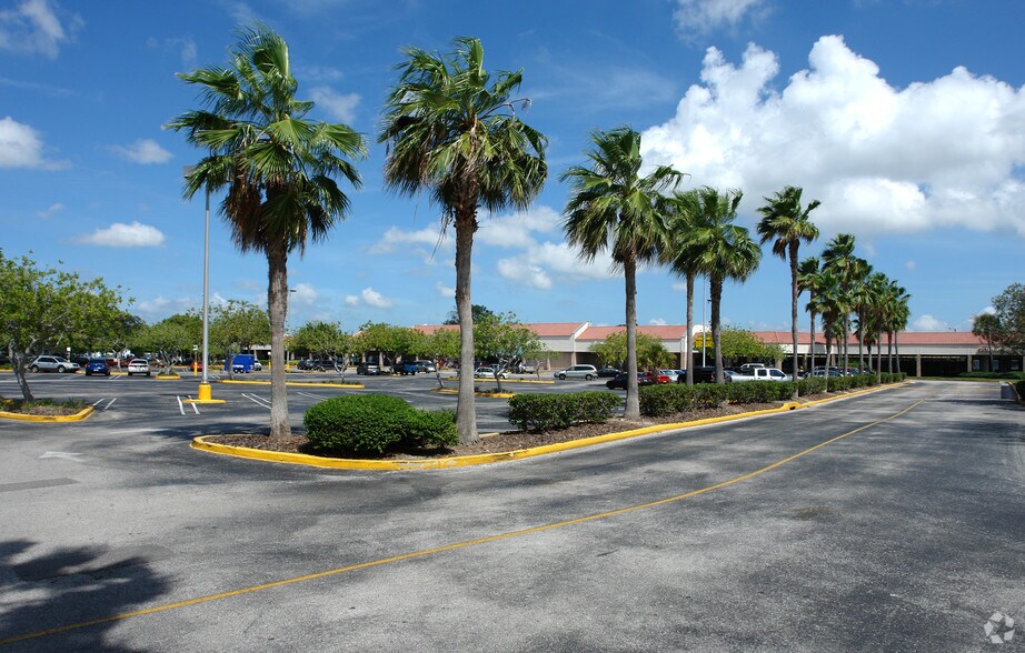 More Photos Of 6463-6585 102nd Ave, Pinellas Park Unknown For Lease