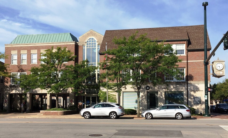 More Photos Of 520 Green Bay Rd, Winnetka Office For Lease