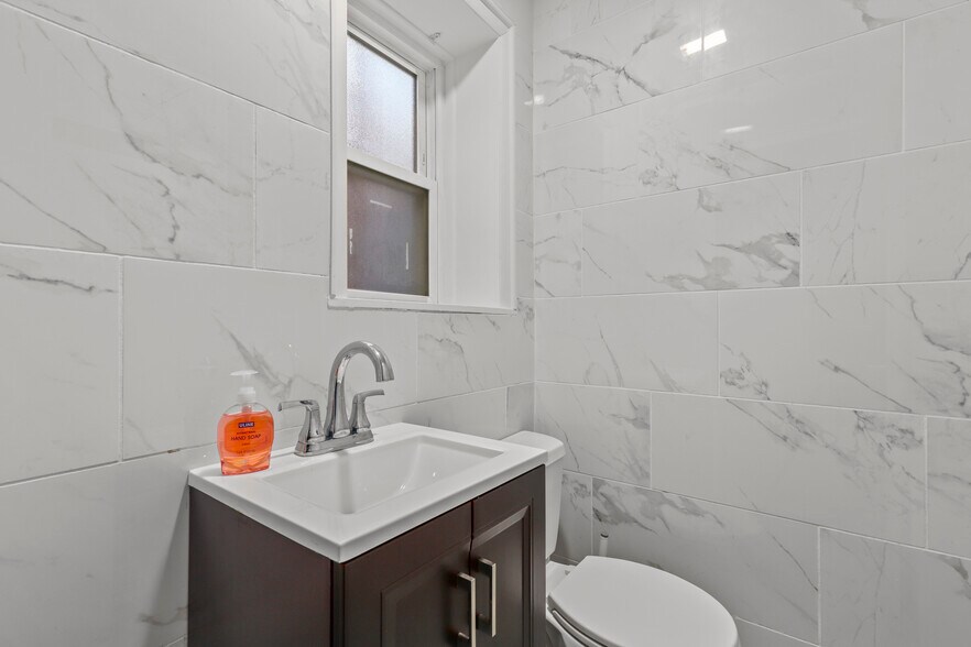 More Photos Of 1050-1052 Mamaroneck Ave, Mamaroneck Office Residential For Sale