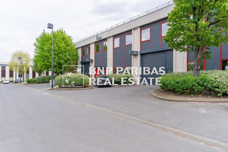 More Photos Of , Antony Office For Sale