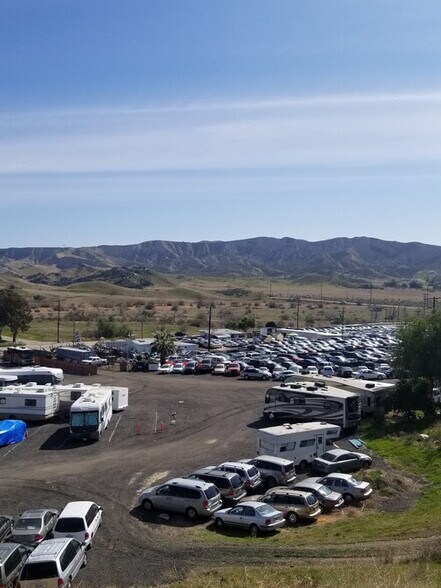 More Photos Of 29753-29757 Bouquet Canyon Rd, Santa Clarita Auto Dealership For Lease