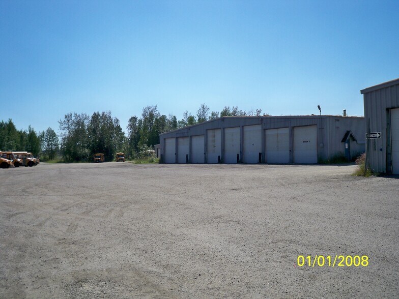 More Photos Of 399 Helmericks Ave, Fairbanks Flex For Lease