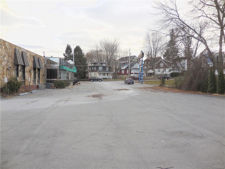 More Photos Of 229 Wickham Ave, Middletown Restaurant For Sale