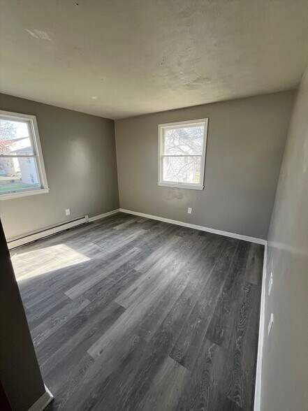 More Photos Of 115 Willow St, Lockport Multifamily For Sale