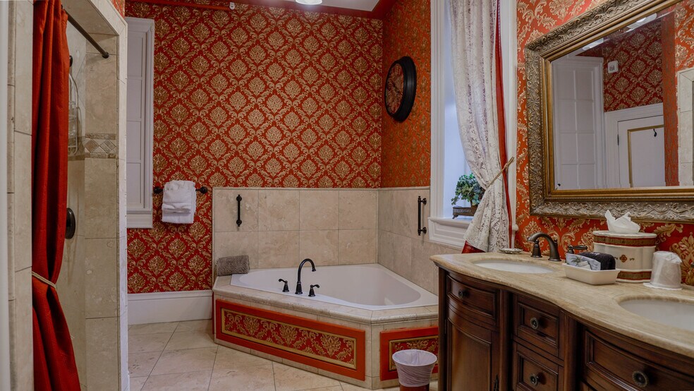 More Photos Of 118 S 300 W, Heber City Hospitality For Sale