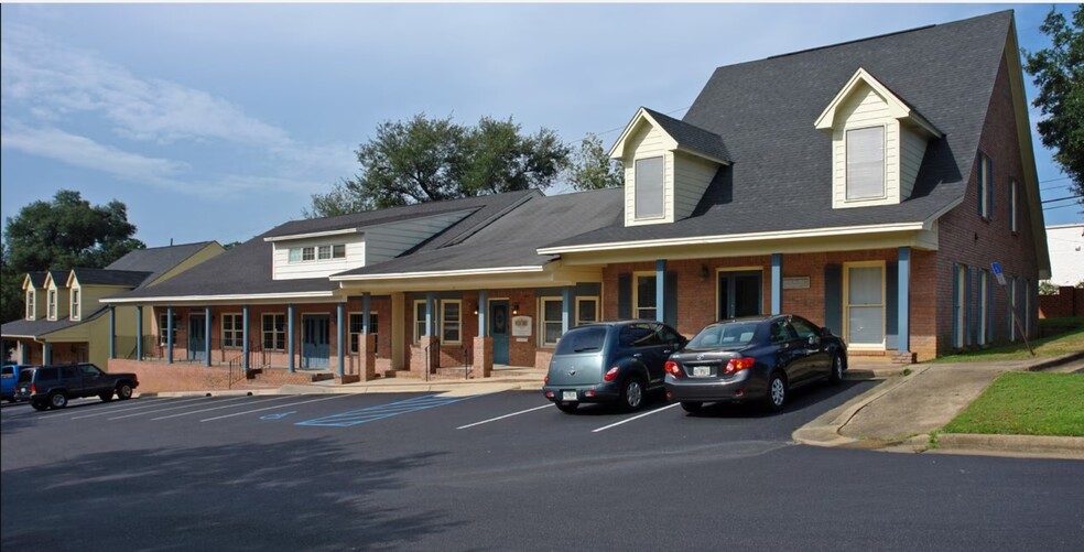 Primary Photo Of 6160 N Davis Hwy, Pensacola Medical For Sale