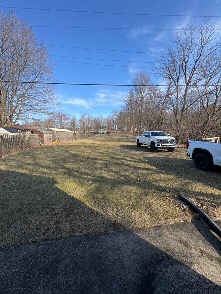 More Photos Of 15354 US Highway 12, Union Storefront Retail Office For Sale