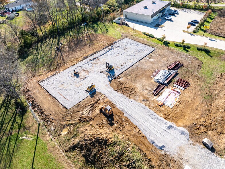 More Photos Of 200 Donerail Dr, Nicholasville Freestanding For Lease