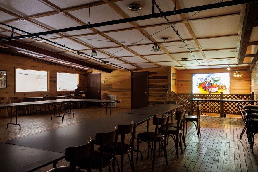 More Photos Of 63 Talona Spur Rd, Ellijay Freestanding For Sale