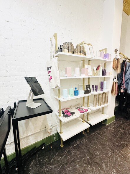 More Photos Of 192 Orchard St, New York Apartments For Lease