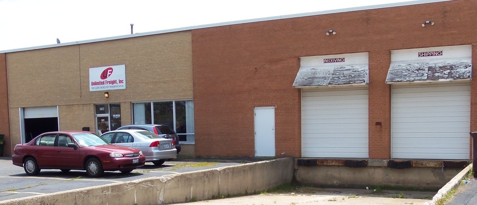 More Photos Of 9700-9708 Industrial Dr, Bridgeview Warehouse For Lease
