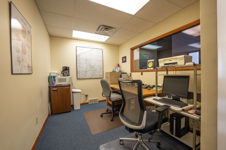 More Photos Of 3519 Bigelow Blvd, Pittsburgh Office For Sale