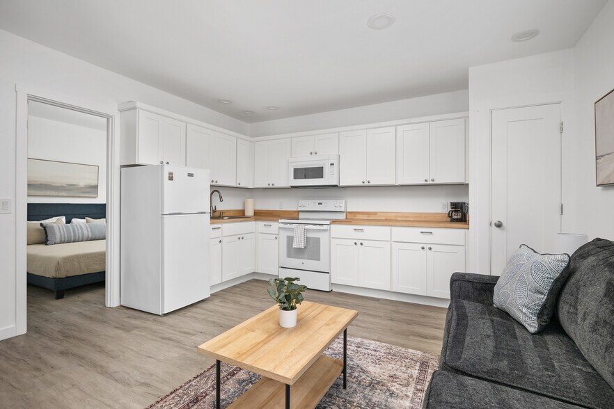 More Photos Of Ocean Rogue Inn, Rockaway Beach Hospitality For Sale