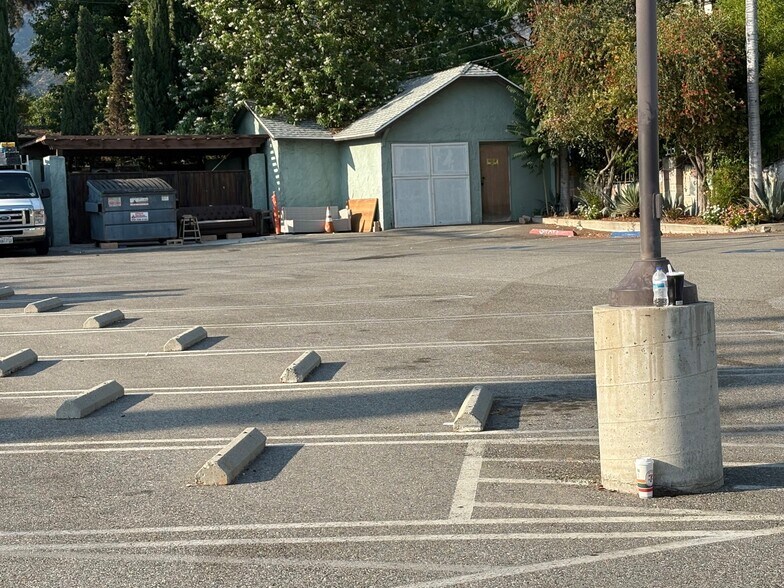 More Photos Of 301-317 W Foothill Blvd, Monrovia Storefront For Sale