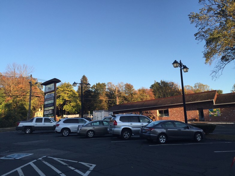 Primary Photo Of 105 Waterbury Rd, Prospect Storefront Retail Office For Lease