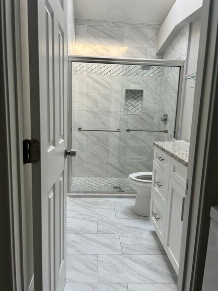 More Photos Of 323 4th St NE, Atlanta Apartments For Sale