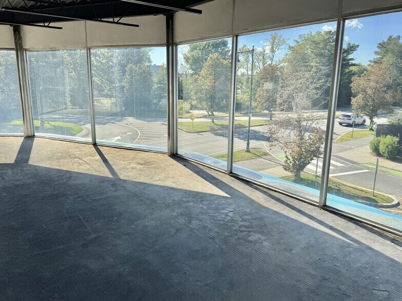 More Photos Of , Cambridge Unknown For Sale