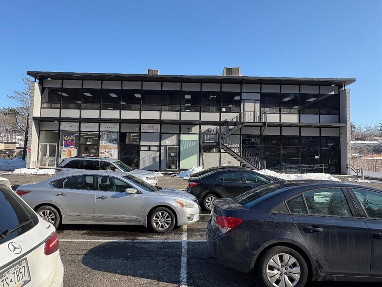 More Photos Of 183 S Central Ave, Hartsdale Freestanding For Lease
