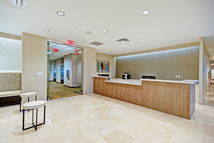 Primary Photo Of 700 Central Expy S, Allen Coworking Space