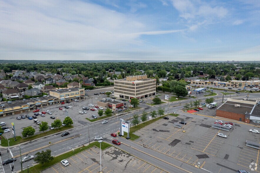 More Photos Of 3131 Boul de la Concorde E, Laval Office For Lease