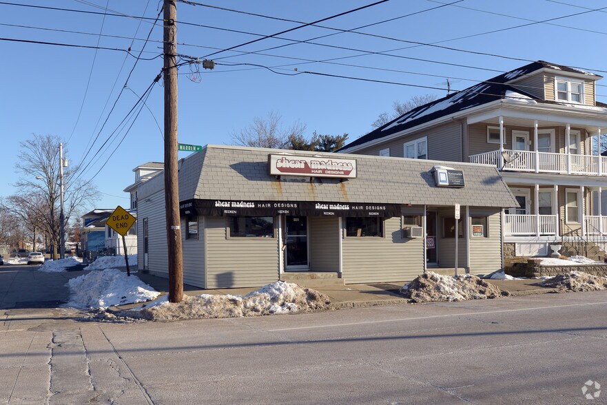 More Photos Of 492-494 Warren Ave, East Providence Storefront Retail Office For Lease
