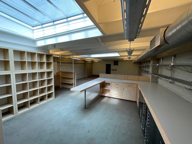 More Photos Of 1230 Howard St, San Francisco Flex For Lease