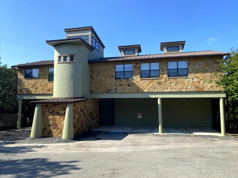 More Photos Of 16201 Dodd St, Volente Coworking Space