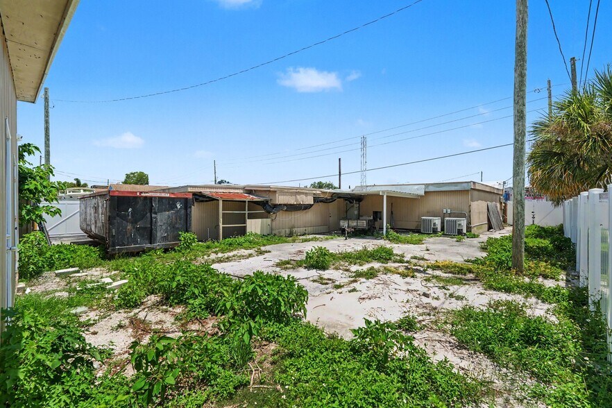 More Photos Of 5133 FL-54, New Port Richey Office Residential For Lease