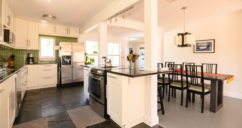 More Photos Of 4902 Pecan Springs Rd, Austin Land For Sale