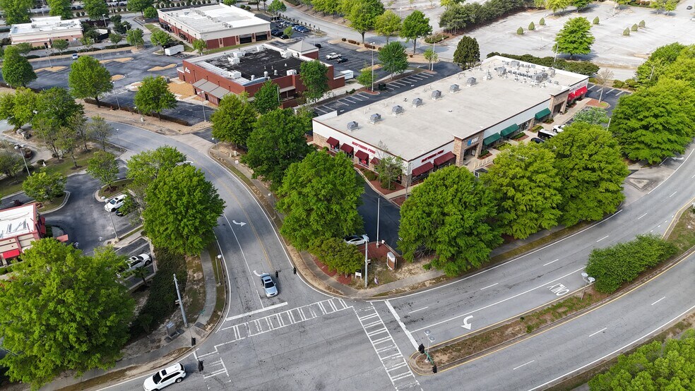 More Photos Of 7105 Stonecrest Pky, Lithonia Unknown For Lease