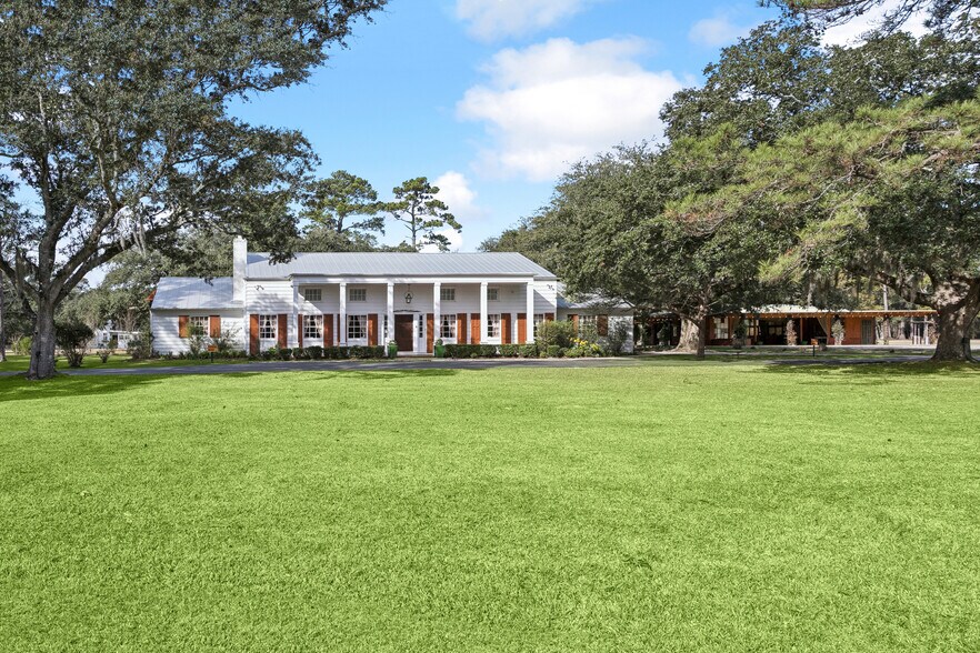 Primary Photo Of 701 S Military Rd, Slidell Specialty For Lease