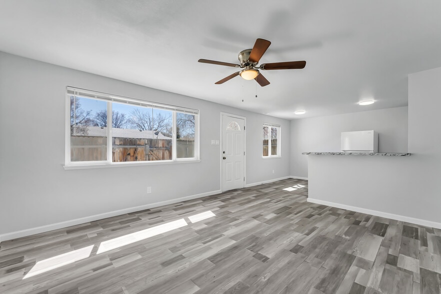 More Photos Of 1517 N Edmonds Dr, Carson City Multifamily For Sale