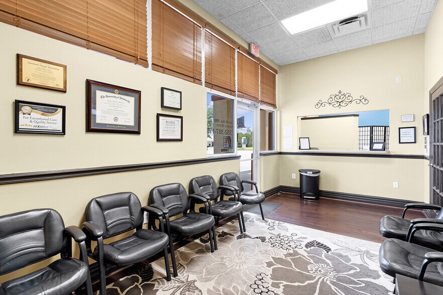 More Photos Of 17820 SE 109th Ave, Summerfield Medical For Lease