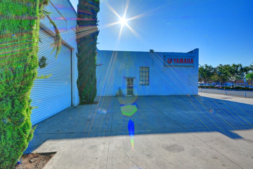 More Photos Of 9770 Foothill Blvd, Rancho Cucamonga Auto Dealership For Lease