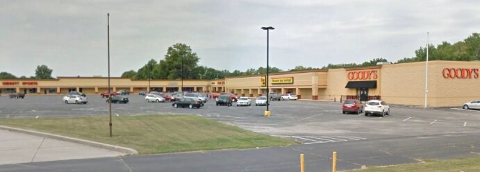 More Photos Of 212 S Baltimore St, Olney Unknown For Lease