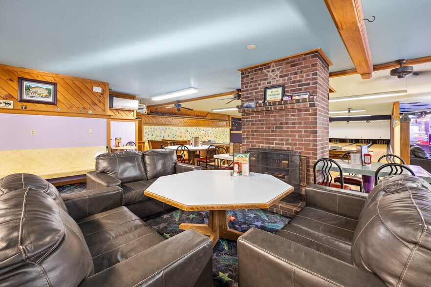 More Photos Of 179 Vermont Route 100 N, Wilmington Specialty For Sale