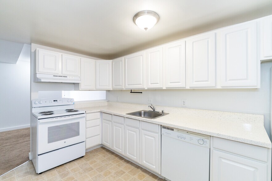 More Photos Of 2441 18th St NW, Washington Apartments For Sale
