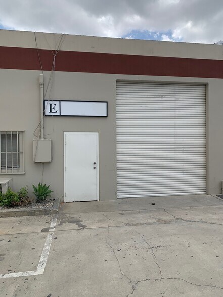 More Photos Of 6733-6735 Suva St, Bell Gardens Warehouse For Lease