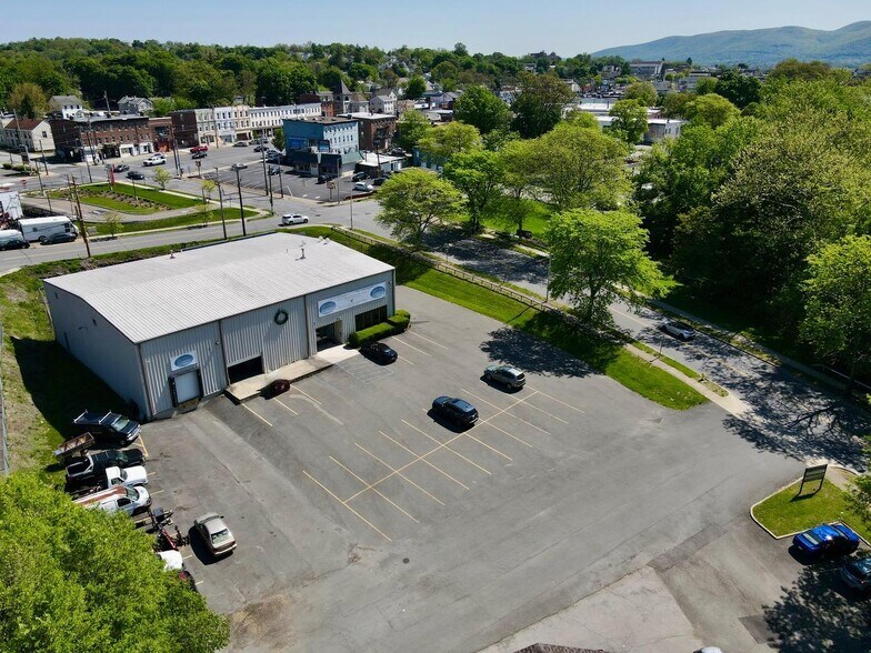 More Photos Of 2 Little Britain Rd, Newburgh Warehouse For Sale