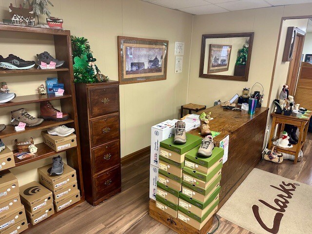 More Photos Of 27160 PA-66, Lucinda General Retail For Sale