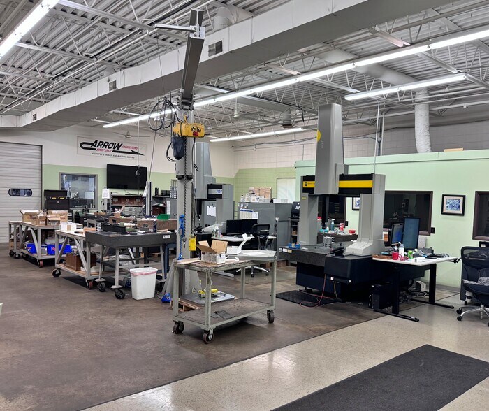 More Photos Of 5191 27th Ave, Rockford Manufacturing For Lease